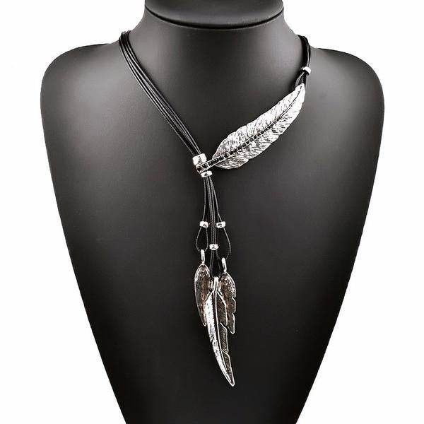 The Beauty of Feathered Jewelry - West Coast Cowgirl