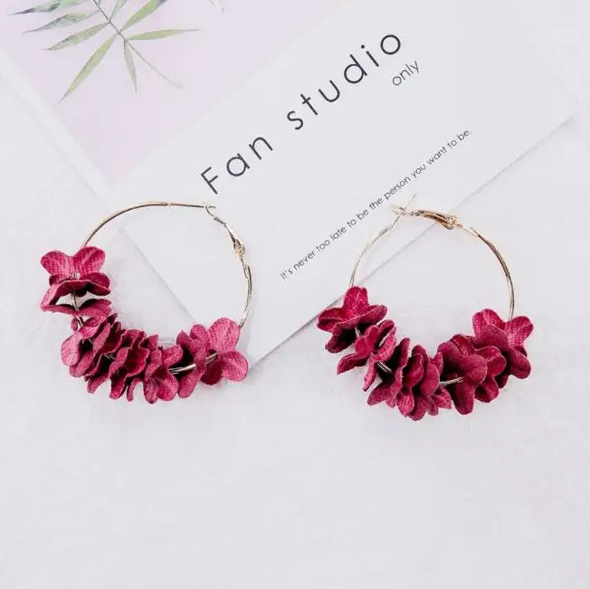 Earrings for women Charm Modern Girls Simple Fashion Jewelry Petals Gifts Cute Trends Dangler Eardrop Hoop Earring